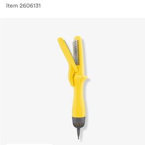 DryBar straight shot air straightener.       Used once.